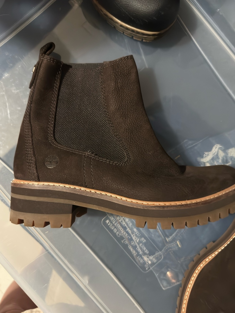 Timberland Women’s Chelsea Lug Boot - Dark Brown Nubuck